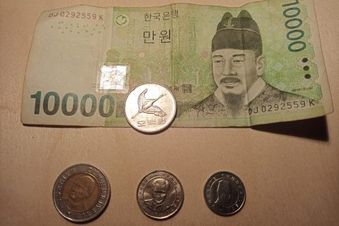 Kolekcijas papildināšana- Dienvidkorejas un Turcijas monētas.